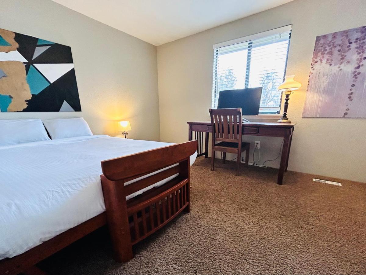 Luxe On Penn Family Friendly, Toddler Amenities, Baby Proof With Baby Gate, Toys, Bath Toys, Cups And Plates, Separate Workstation With Desk And Monitor, Located In Desirable Se Boise Next To The Greenbelt And Boise River Exterior foto